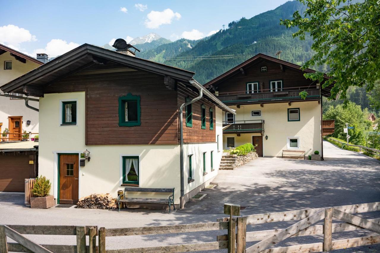 Ferienhaeuser Mayrhofen Bagian luar foto